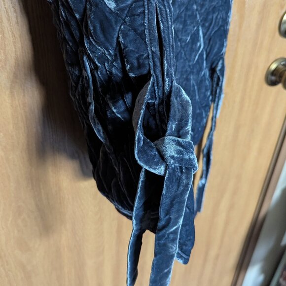 Banana Republic Blue Velvet Quilted Vest w/ Side Bows, XS - Picture 5 of 5